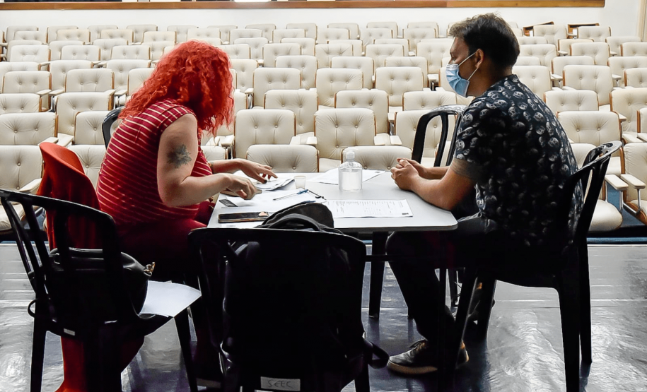 Agência do Trabalhador da Cultura seleciona 90% da equipe técnica do Festival de Teatro de Curitiba