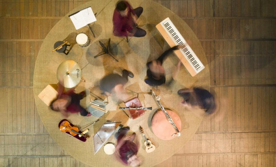 Contos da Cia Ilimitada reestreia  no Guairinha