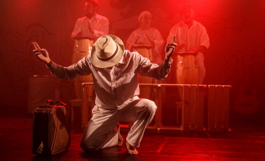 Espetáculo “A História de um Certo Zé” reestreia no Teatro José Maria Santos