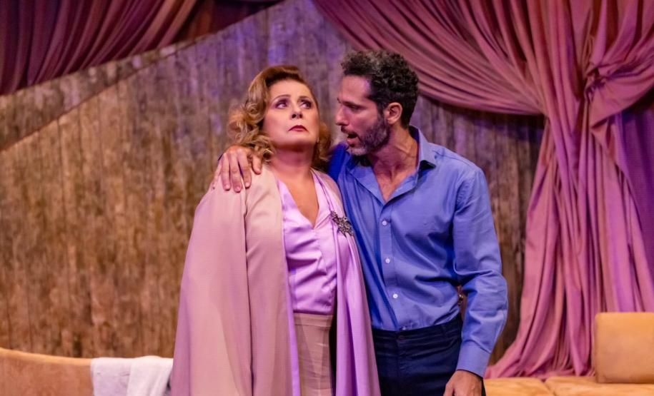 Completando 55 anos de carreira, Vera Fischer, depois de 4 anos, retorna à cena, com texto inédito de Eduardo Bakr e direção do premiado Tadeu Aguiar