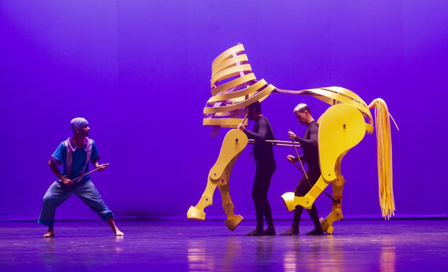 Balé Teatro Guaíra encena Lendas Brasileiras