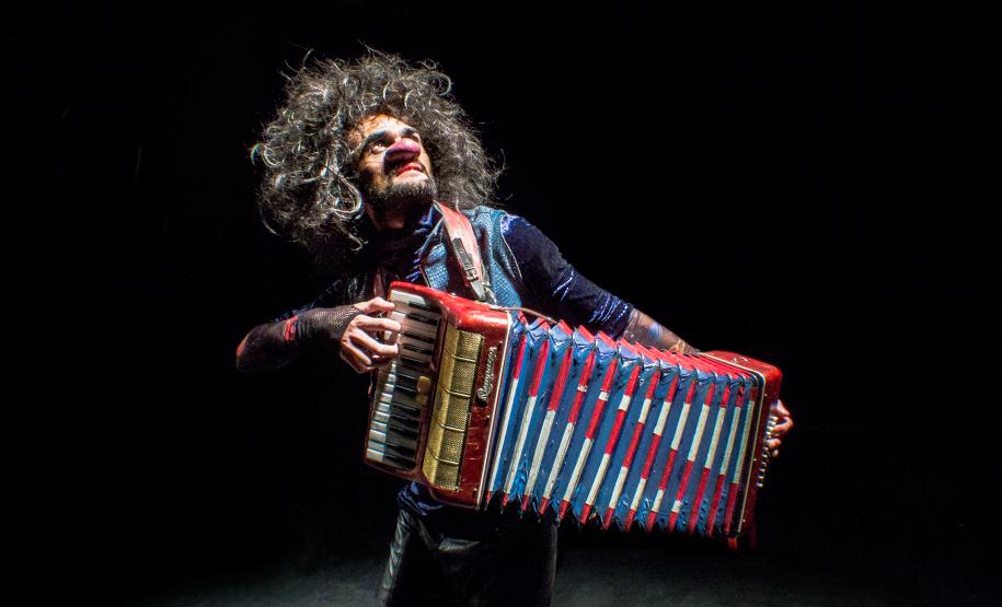 Imagem de divulgação do espetáculo Circus Machine