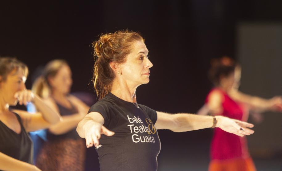 Aula de dança - dia internacional das mulheres 2023