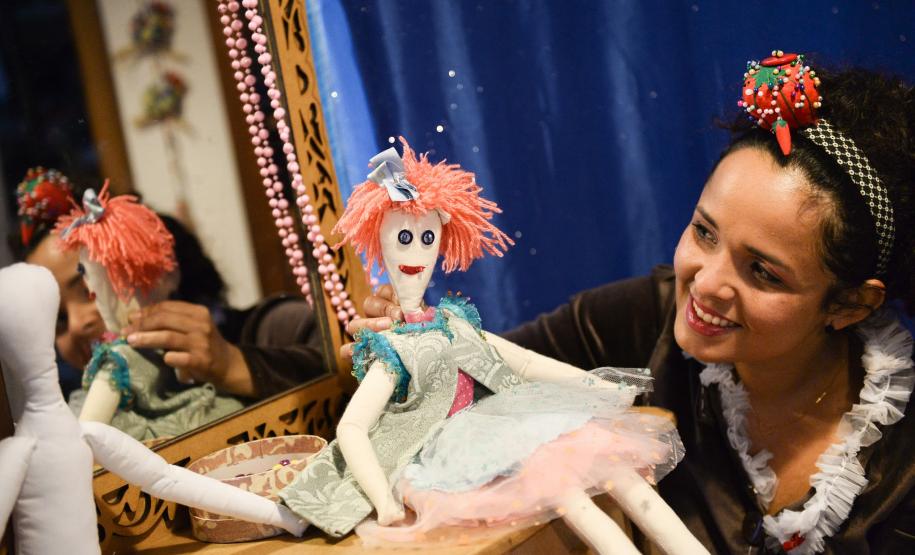 Dia Claro, Noite Escura