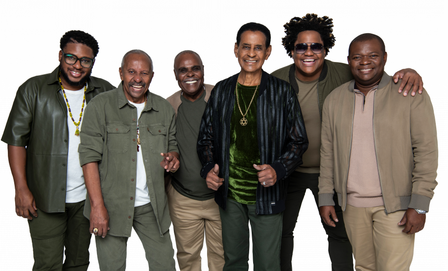 Integrande do grupo Fundo de Quintal