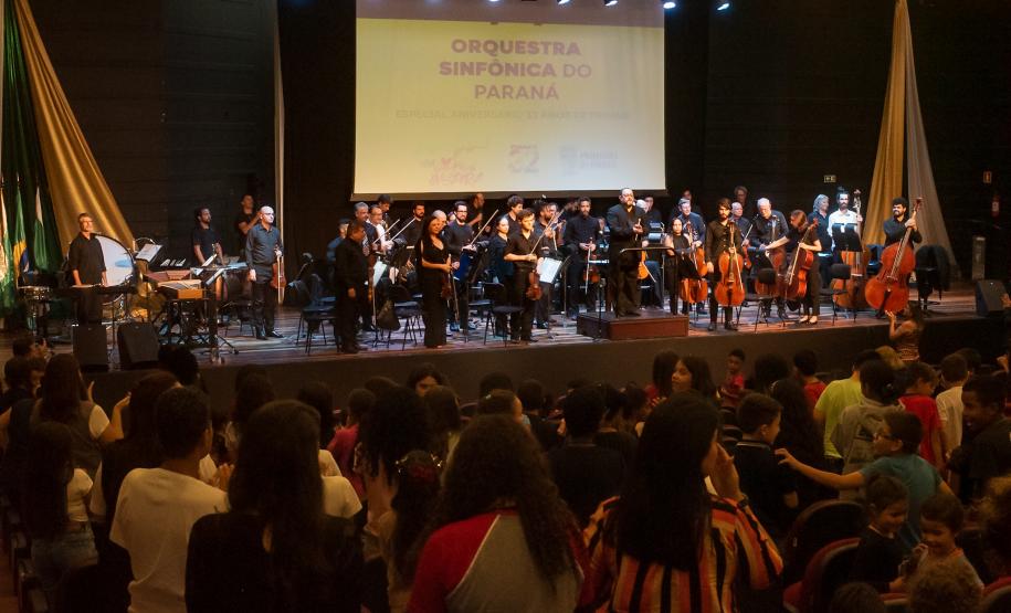 Concerto didático em Pinhais para rede municipal