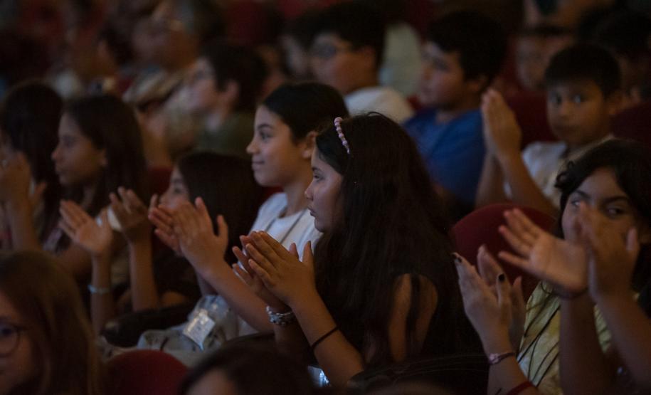 Concerto didático em Pinhais para rede municipal