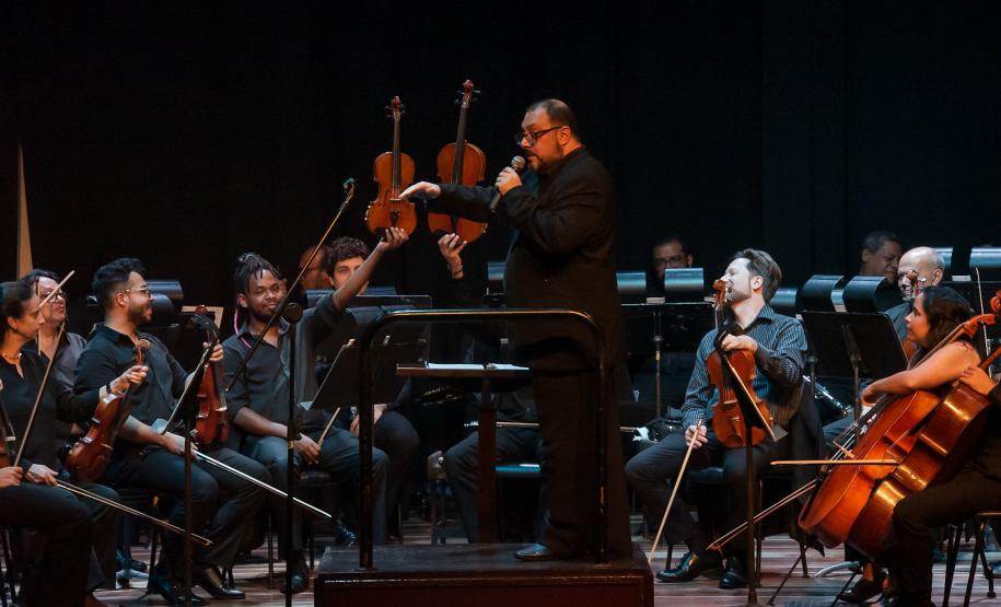 Concerto didático em Pinhais para rede municipal