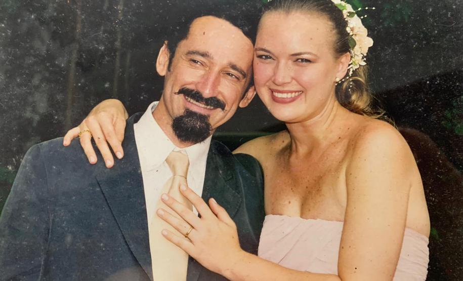 foto de casamento de Juliane e Romildo