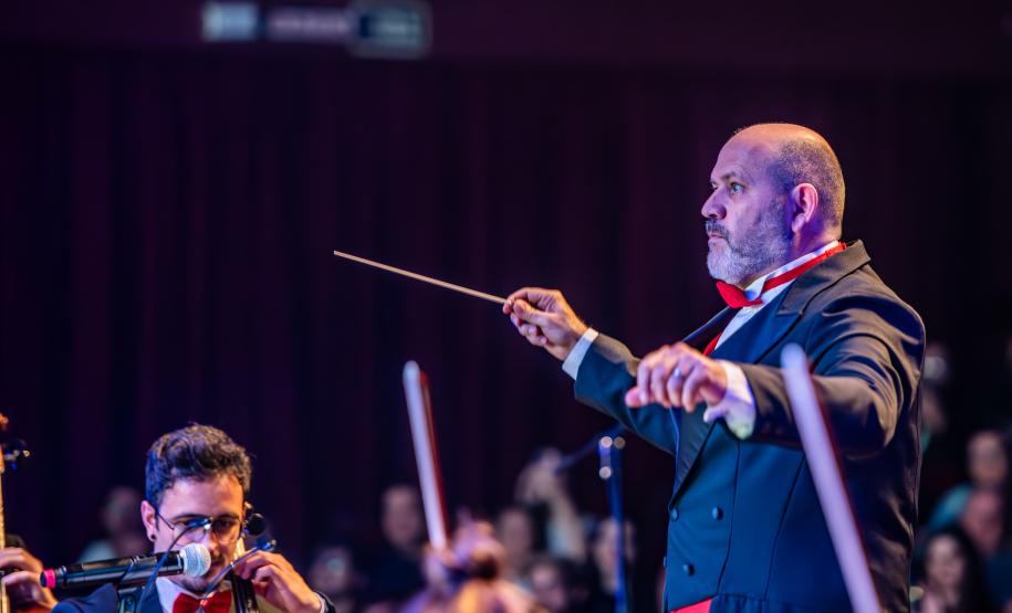 Orquestra Sinfônica de Curitiba em espetáculo
