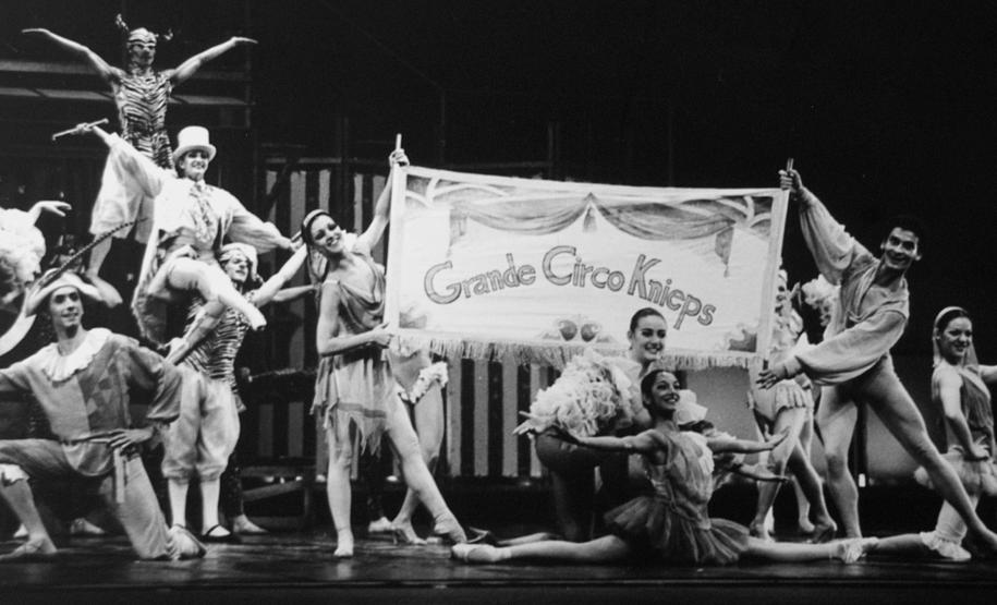 Balé Teatro Guaíra em O Grande Circo Místico, em 1983