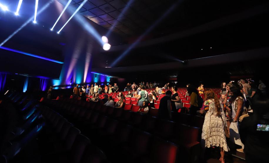 Cenas da visita especial "Guaíra do avesso"