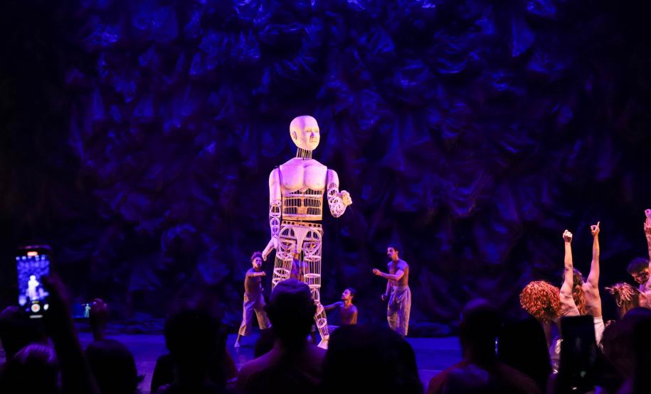 Cenas da visita especial "Guaíra do avesso"