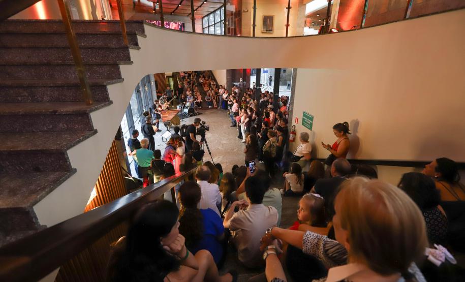 Cenas da visita especial "Guaíra do avesso"