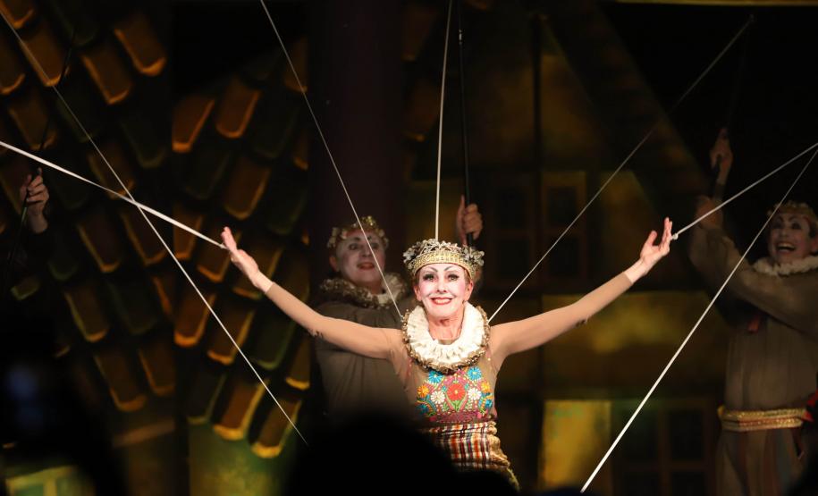 Cenas da visita especial "Guaíra do avesso"