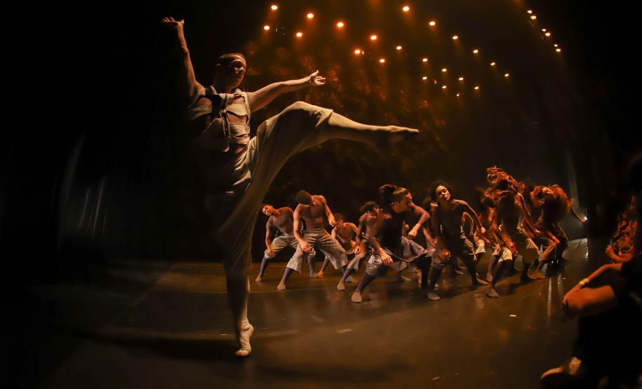 Cenas da visita especial "Guaíra do avesso"