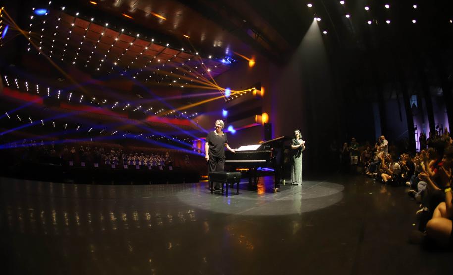 Cenas da visita especial "Guaíra do avesso"