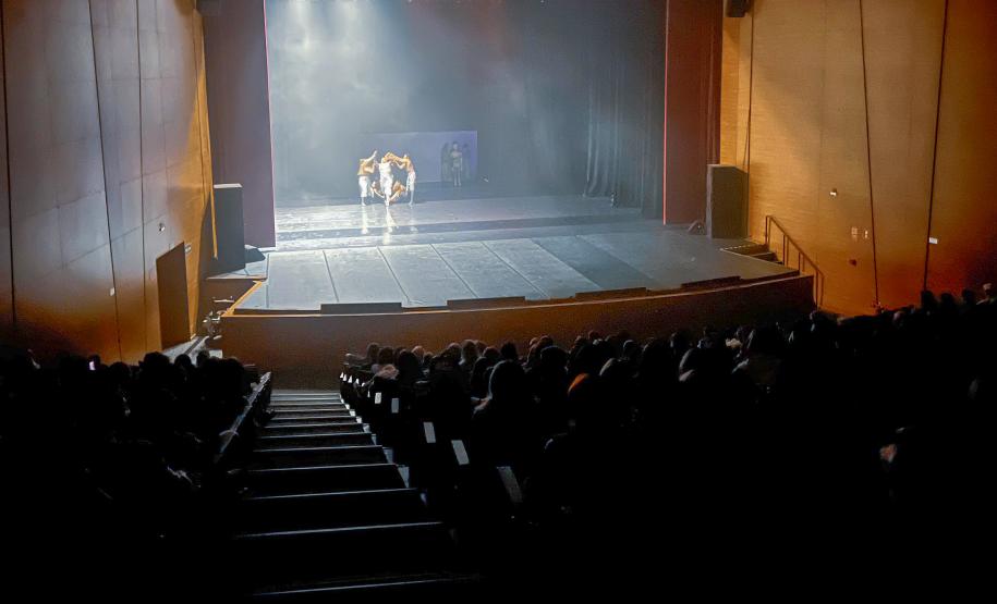 baçé teatro guaíra no palco