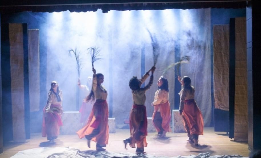 Cordeiro entre lobos