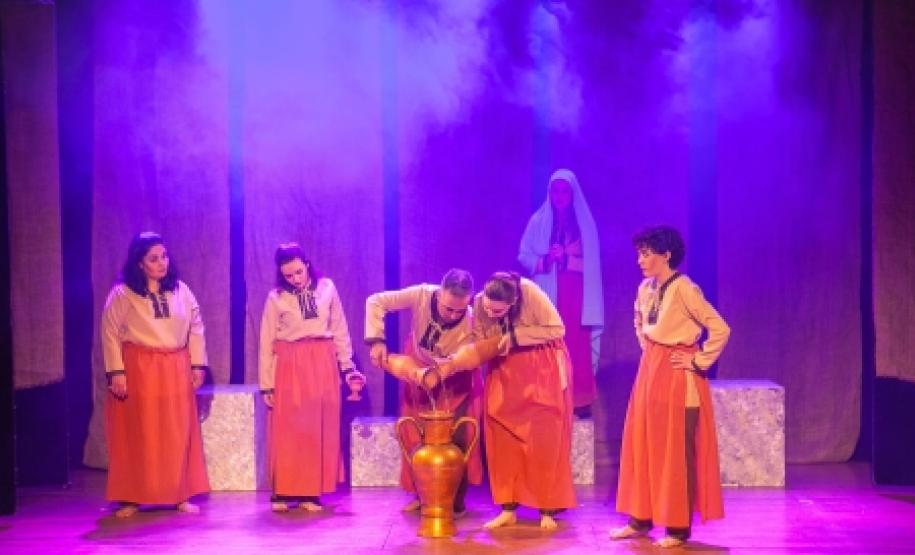 Cordeiro entre lobos