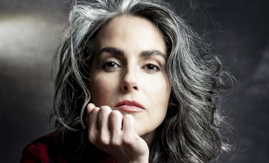 A compositora Clarice Assad