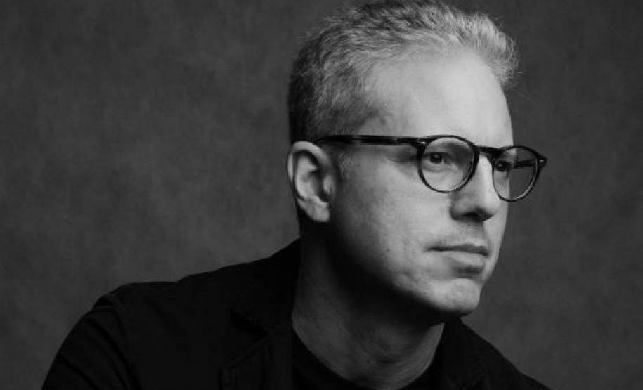 Compositor Guilherme Bernstein