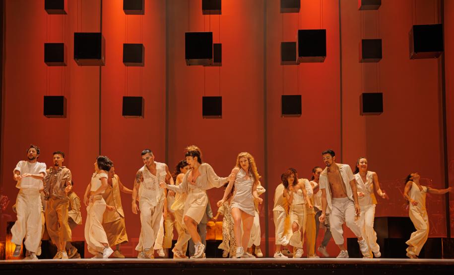 Um dos elencos de Orfeu e Eurídice