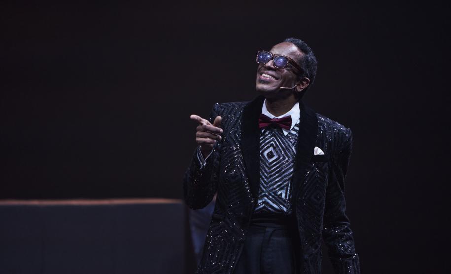 Espetáculo no Guairão apresenta trajetória de Ray Charles