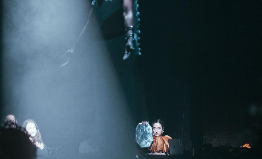 “A Última Ceia”: peça-jantar apresentada na Europa  e inspirada em Da Vinci chega ao 33º Festival de Curitiba