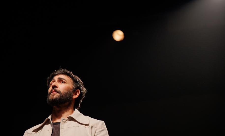 Filas gigantes e casa cheia na estreia de Daqui Ninguém Sai