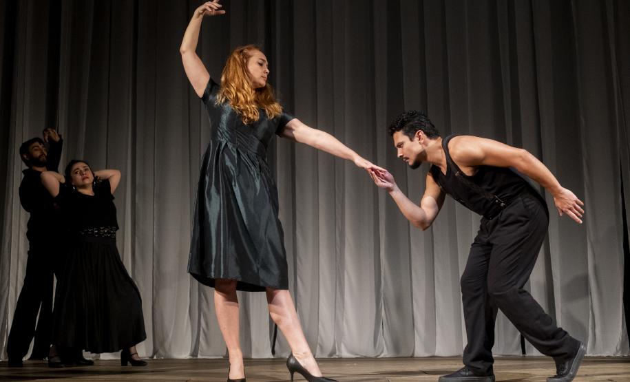 Espetáculo Daqui Ninguém Sai