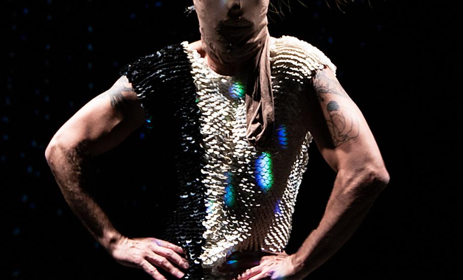 Espetáculo “Homens Pink” celebra a ancestralidade LGBT+