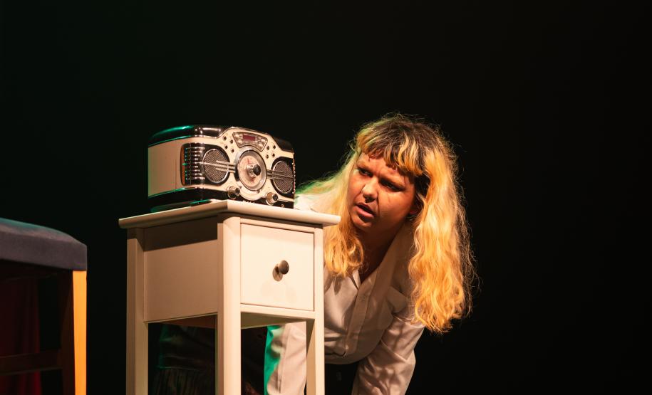 Cenas da peça "Make Morte Pop Again"