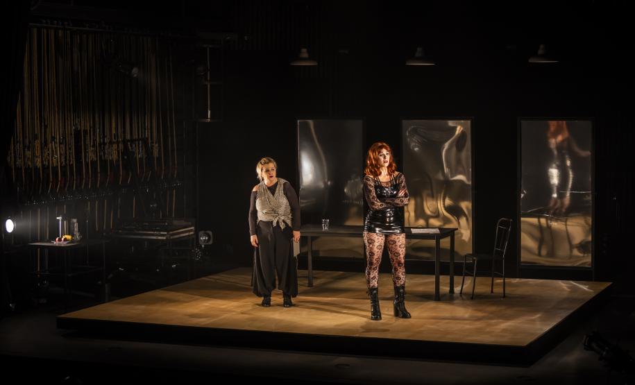 Cena da peça "Nebulosa de Baco" que estará em cartaz no Guairinha