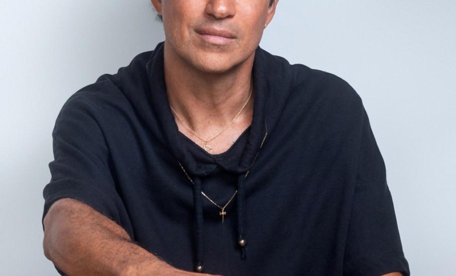 Jorge Vercillo celebra 30 anos de História no Guiarão