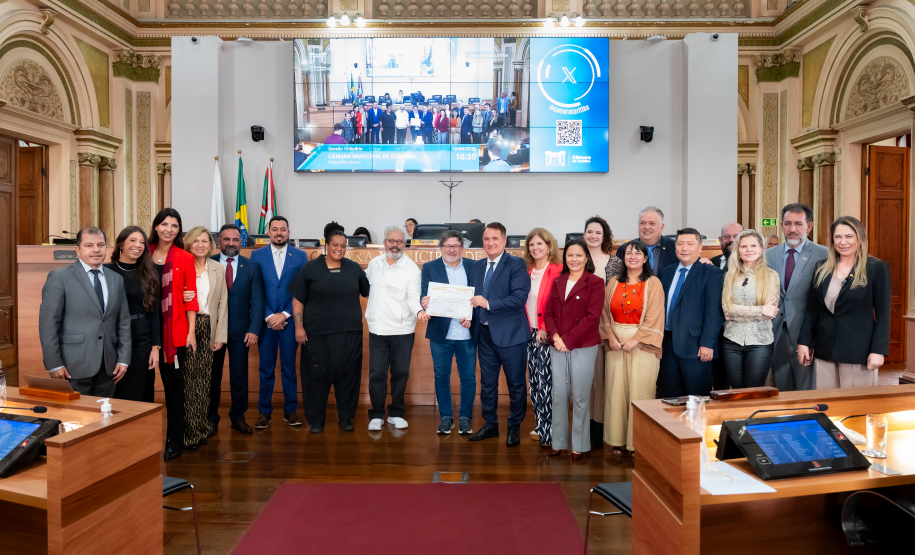 Diretor do Centro Cultural Teatro Guaíra destaca marca histórica de espectadores em debate na Câmara de Curitiba