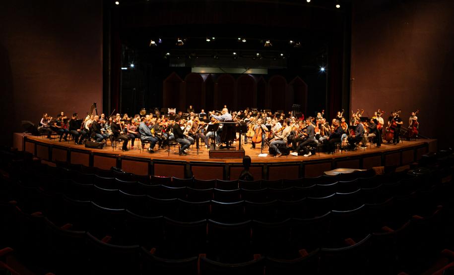 Símbolo da cultura no Estado, Orquestra Sinfônica do Paraná celebra 40 anos