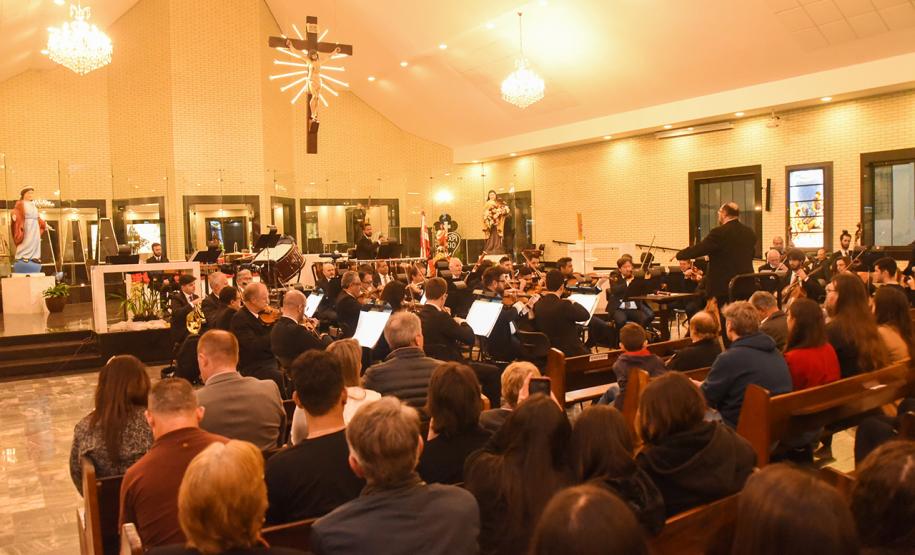 Projeto que leva Orquestra Sinfônica do Paraná para fora do Guaíra forma novas plateias