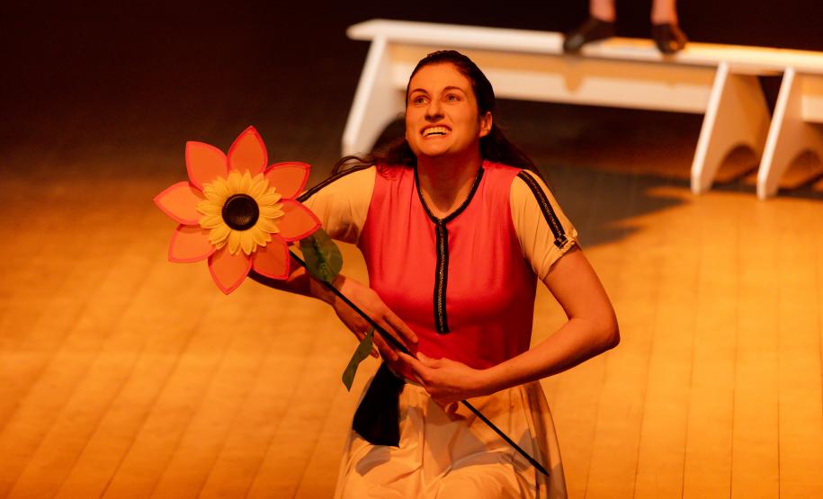 Cia. Verás comemora 29 anos com espetáculo “De Criança pra Criança” no Miniauditório