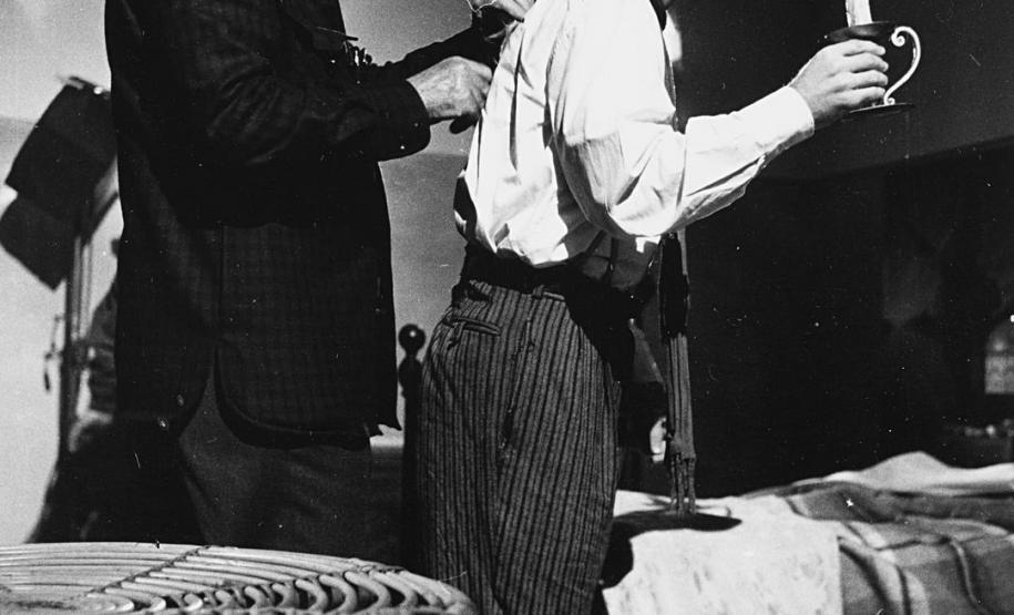 Peça leva Fellini ao palco em entrevista imaginária no Miniauditório