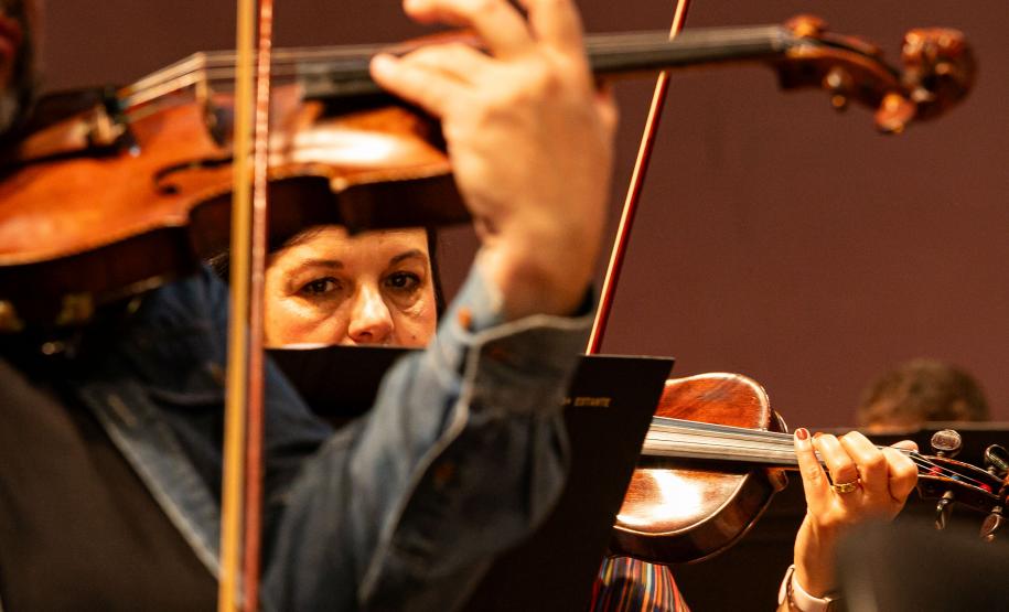 Projeto que leva Orquestra Sinfônica do Paraná para fora do Guaíra forma novas plateias