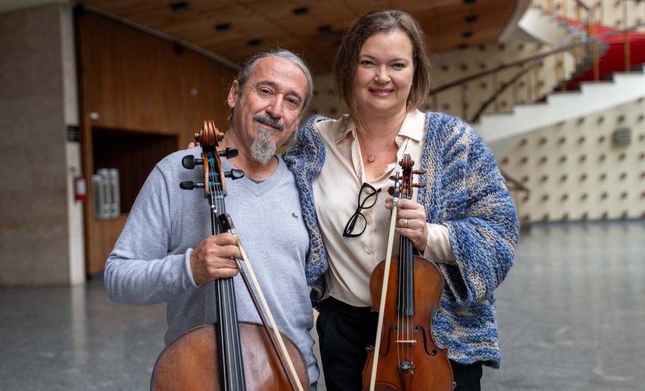 Fundada em 28 de maio de 1985, a Orquestra Sinfônica do Paraná comemora em 2025, quatro décadas de história, talento e emoção