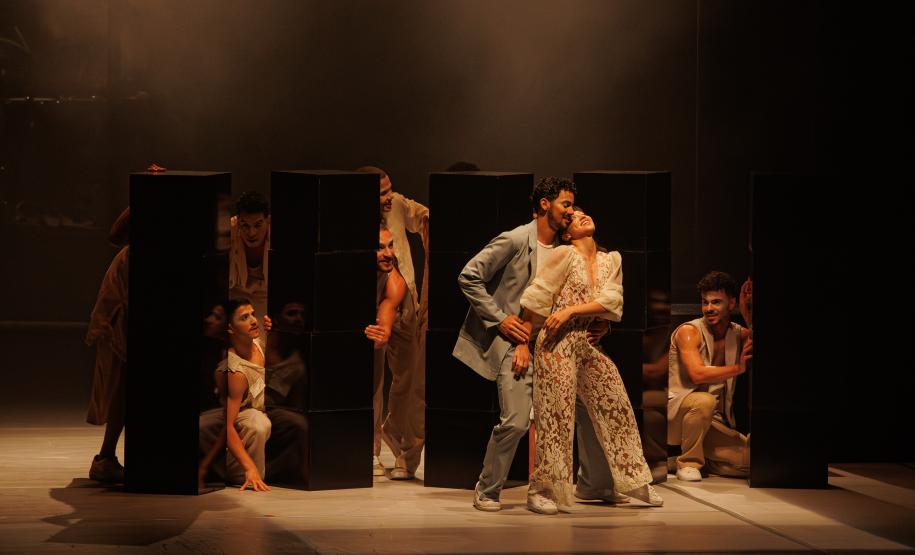 Orfeu e Eurídice marca temporada do BTG com emoção e casa cheia no Guairão