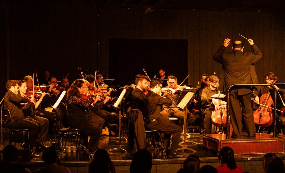 Projeto que leva Orquestra Sinfônica do Paraná para fora do Guaíra forma novas plateias