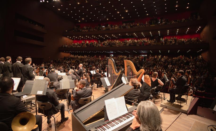 Apresentação da Orquestra Sinfônica do Paraná.