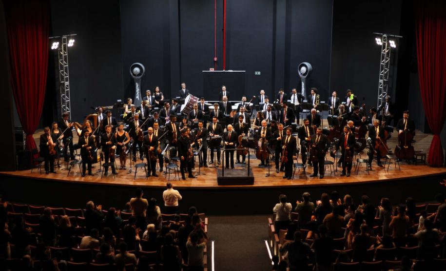 Projeto que leva Orquestra Sinfônica do Paraná para fora do Guaíra forma novas plateias