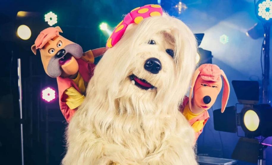 Da telinha para o teatro: musical da TV Colosso chega ao Guairão