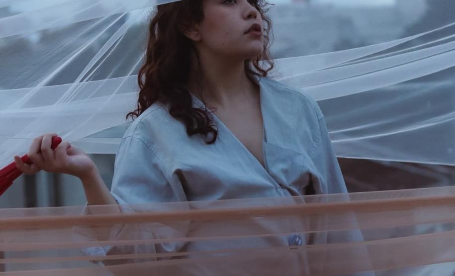 "Fragmentos Murakami" estreia no Teatro José Maria Santos com entrada gratuita