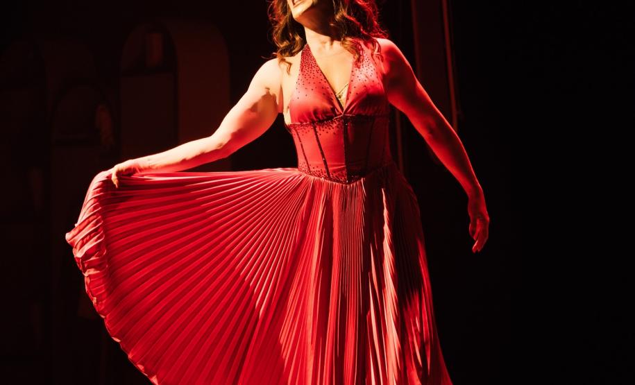 Claudia Raia volta ao palco do Guairão com “Cenas da Menopausa”