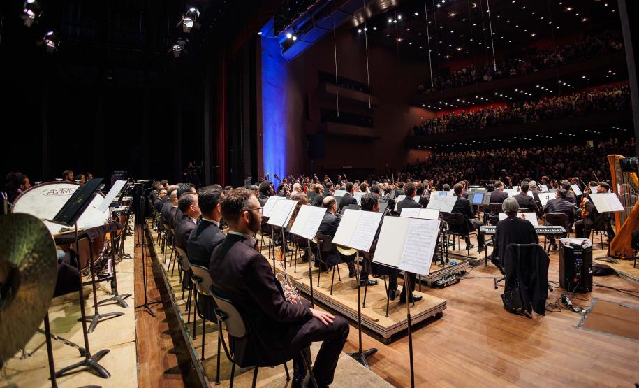 Concertos: mais de 6 mil pessoas celebram os 40 anos da Orquestra Sinfônica do Paraná